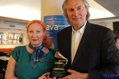 Grammy üleandmine Tõnu Kaljustele